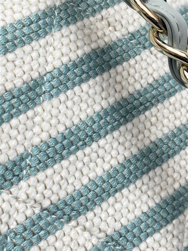 2026127214759807 950